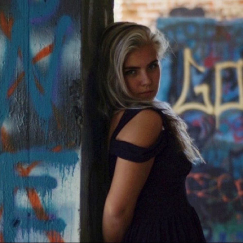 Meet your Posher, Tori